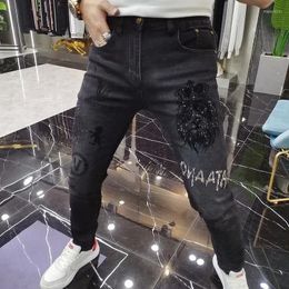 Men's Jeans Spring European Animal Fashion Brand Lion Hombre Erkek Kot Olon Slim Small Foot Rhinestones Men Jean Pant