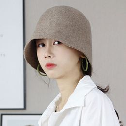 Cloches MAXSITI U Autumn and winter Woolen Vintage bucket hat For Women solid campaniform fisherman's Basin Caps 230211