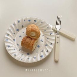 Plates Mushrooms 9527 Korean Style Retro Blue Floral Embossed Home Breakfast Plate French Cute Dessert Ceramic