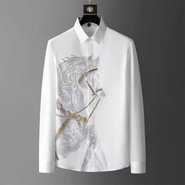 Men's Casual Shirts Diamond Long Korean Version of The Slim Anti wrinkle Black and White Horse Pattern Clothing 230211