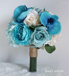 Decorative Flowers Artificial Blue Phalaenopsis Hydrangea Rose Berry Wedding Bouquet Bride Groom Boutonniere Wrist Corsage Bridal Holding