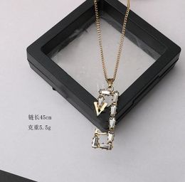 Designer Pendant Necklaces Y Letter Jewellery 18K Gold Plated Crystal Rhinestone Long Necklace Women Choker Chain Accessories