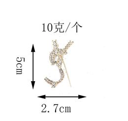 Famous Design Brand Luxurys Desinger Brooch Women Rhinestone Pearl Letter Brooches Suit Pin Jewelry Decoration