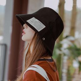 Cloches Buckek Hats Women Ins Style Fashion Summer Sunshade Cap Men Panama Bucket Hip Hop Letter Patchwork Caps Black 56-58cm1