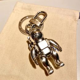 2023ss Silver Astronauts Golden keychain for car key women bag pendant decorative charm girls gift luxury brand design metal letter round buckle