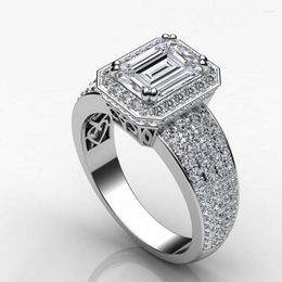 Cluster Rings Sparkling 2023 Luxury Jewellery 925 Silver Fill High Quality Princess Cut 5A Cubic Zirconia Pave CZ Wedding Finger Ring Gift