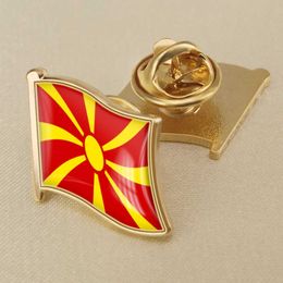 Macedonian National Flag Crystal Resin Badge Brooch Flag Badges of All Countries in the World