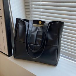 Evening Bags PU Leather Big Padded Space For Women Large Capacity Female Shoulder Bag Winter Ladies Shopper Luxury Designer Handbag