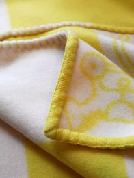 Good Quailty Designer Blankets Yellow Baby Girls Blanket TOP Selling Wool 100&140CM New Baby Suitable Luxury Horse Cashmere Soft Pony Pattern