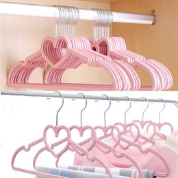 Hangers Racks 10PCS Clothes Durable ABS Heart Pattern Coat For Adult Children Clothing Hanging Supplies Pink 230211