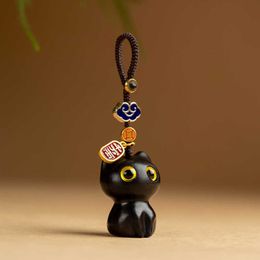 Key Rings New Sandalwood Wooden Cat Keychain Anime Cute Mobile Phone Chain Wooden Pendant Personality Creative Accessories Hand-knitted G230210
