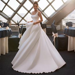 Wedding Dress Modest Square Neck 2023 A-Line Sleeveless Pleat Simple Vintage Long White Bridal Gown Satin Backless Sweep Train