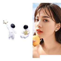 Clip-On Screw Back Backs Earrings Korean Small Space Astronaut No Ears Hole Starry Sky Star Clip Without Piercing For Women Girls Dr Dhzao