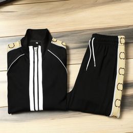 Mens Fashion Tracksuits Classic Letters Printing Two Pieces Outfits Tracksuit Sweat Suits Sports Suit Men Hoodies Jackets Jogger Sporting Sets Size M-3xl N4WN