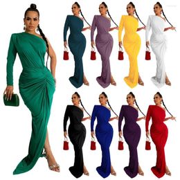 Casual Dresses Designed Women's 2023 Autumn Oblique Shoulder Solid Colour Dress Long Moving Floor Slim Fit