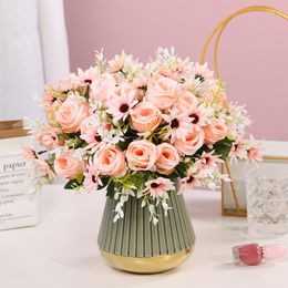 Decorative Flowers 10 Beautiful Artificial Silk Rose Bouquet Autumn Decoration Household Wedding Daisy Table Decora