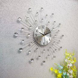 Wall Clocks European Creative Wrought Iron Personality Clock Modern Home Fashion Living Room Mute Simple Decorative Quartz
