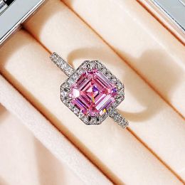 Wedding Rings Huitan Simple And Elegant Pink CZ For Women Brilliant Finger Accessories Low-key Proposal Engagement Fashion Jewelry