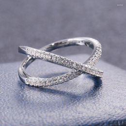 Wedding Rings Huitan Luxury Cross X Shape Women Engagement Ring Full Paved CZ Stone Silver Color Elegant Simple Female Jewelry