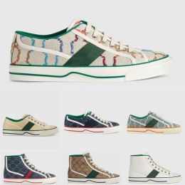 Con Box Designer Sneakers GGity Scarpe Casual Scarpe Designer Uomo Donna Scarpe di tela Tennis 1977 Abito Skateboard Sneaker Luxury Jacq yu