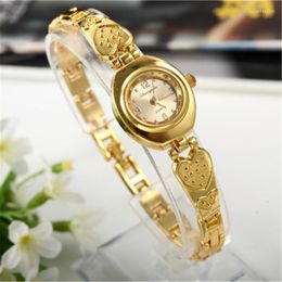 Pulseira de pulseira Bracelete Women Assista Mujer Golden Rellojes Small Dial Dial Quartz Leisure Wristwatch Hora feminina Ladies Relógios elegantes