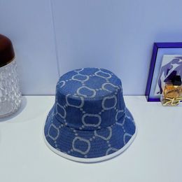 cappello a secchiello designer cappelli di lusso design a lettere in tinta unita Atmosfera moda tempo libero berretto parasole cappello versatile coppia abbigliamento da viaggio Stili multipli molto buoni