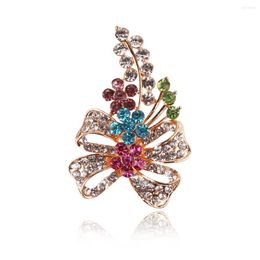 Brooches 1pcs 30x47mm Fashion And Exquisite Korean Brooch Rhinestone Alloy Plant Flower Corsage For Women Wedding Dress Accessories