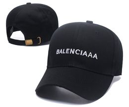 Hot Fashion Designers Hat Couple Sports Designer Ball Cap Outdoor Travel Sunscreen Distressed Letters D75