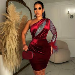 Casual Dresses Christmas Feathers Diamonds Velvet Mini Party Dress Sheer Mesh Patchwork Women Sexy One Shoulder Long Sleeve Bodycon Clubwear