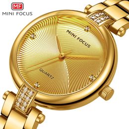 Нарученные часы Минифокус Золотые часы Женщины смотрят женские роскошные стальные женские браслеты Женские водонепроницаемы