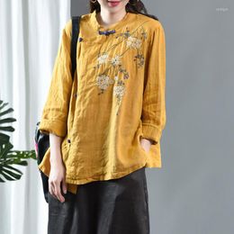 Women's Blouses Spring Arts Style Women Vintage Button Loose Shirts Cotton Linen Embroidery Blouse Femme Blusas Elegant FT482