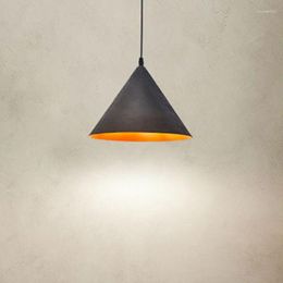Pendant Lamps 2023 Japanese Wabisabi Iron Crafts Conical Black Cashier Pole Lamp 30cm Triangle Nordic Home Stay Study Bedlight