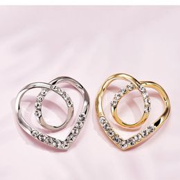 Brooches Korean Fashion Anti-emptied Skirt Buckle Alloy Crystal Valentine's Day Gift Heart Scar Jewelry