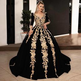 Party Dresses 14445Black Velvet Formal Evening Plus Size Vneck Half Sleeve Sparkly Gold Lace Applique Kaftan Caftan Arabic Prom Gown 230214
