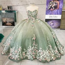 Jasnozielone sukienki Quinceanera suknia balowa ukochane aplikacje bez rękawów ręcznie robione kwiaty