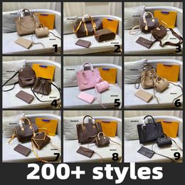 Luxury Designers handbags Totes Men Duffle Bag TOP quality purse fashion leather fold Waist Evening shoulder Cross Body clutches m322w