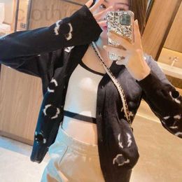 Women's Knits & Tees Designer Fashion Wool Knit Sweater Jacket Brand High Quality Crochet Mujer Sweaters Coat Womens Stripes Knitting V-neck Casual Cardigan Long UWV6