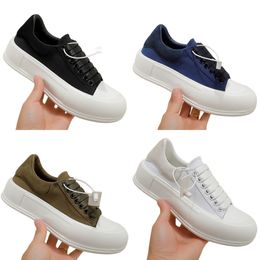 Women Round Head Shell Shoes Platform Indentations Breathable Designer Rubber Sneaker White Floral suede velvet Shoe Canvas Classic Trainer with Box size35-40