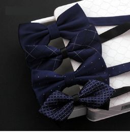 Bow Ties 2023 Fashion Designer Men's Formal Double Fabric Pattern Navy Blue Tie Banquet Host Butterfly With Gift Box