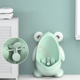 Seat Covers Cute Frog Baby Boy Potty Toilet Urinal Kids Travel Potty Training Frog Children Stand Vertical Pee Infant Toddler Wall-Mounted 230214