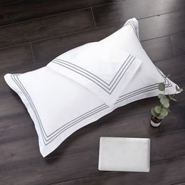 Pillow Case 2pcsSet Luxury 100% Egypt Cotton Embroidery 5 stars el Pillowcases pillow cover White pillow case one pair 50*80 55*85cm 230214