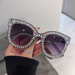 Sunglasses New Personalized Diamonds Decorated Cat Eye Full Frame Sunglasses Trendy Fashion Female Shades Colorful Brand Eyewear for Ladies G230214