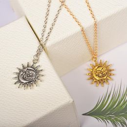 Pendant Necklaces Sun Moon Necklace For Women's Gift Jewelry Fashion Vintage Unique Star Clavicle Chain Engagement