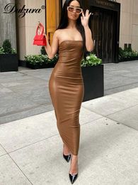 Casual Dresses Dulzura 2021 Autumn Winter Women Brown Pu Faux Leather Tube Midi Dress Back Slit Bodycon Sexy Streetwear Party Club Festival T230210