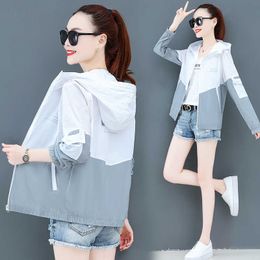 Outdoor T-Shirts Thin Jacket Women Summer Hoode Coat Sunscreen Cardigan 2022 Casual Outerwear UV Sun Protection Beach Lady Top Female Loose White J230214
