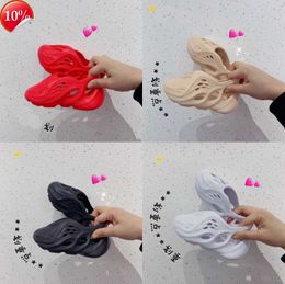 Shoes Top Big Kids Bab Slide Foam Runner Slipper Bos Girls Designer Slippers Black Shoe Bo Sneakers Toddler Children Kid Fashion s