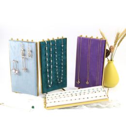 Imballaggio di gioielli e display Porta di gioielli in metallo in ferro battuto con filo di gioiello con il prelievo in oro.
