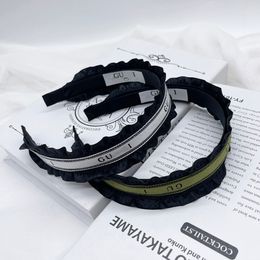 Korean Designer Hair Band Oil Painting Letters Vintage Classic Logo Letter Hairpin Fashion Womens headband White Green Popular Brand Hair Accessories
