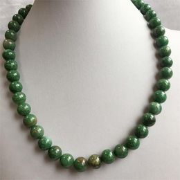 Chains Undyed Brazil Green Emerald Jade Necklace Vintage Natural Stone Jewellery Noble Elegant Exquisite Beaded Chain Choker Collier