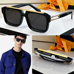 Mens Mascot Square Sunglasses Fashion luxury Original 1.1 brand classic Metal hinges bridge glasses outdoor drive avant-garde style eyewear WOMEN 1802 come with case